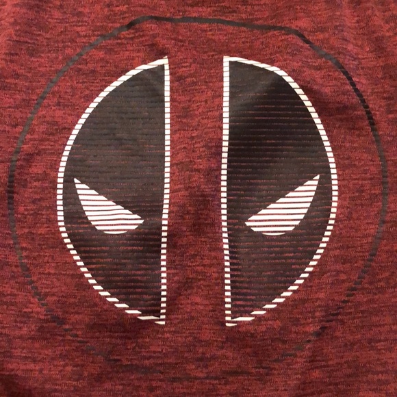 Deadpool Shirt - Picture 6 of 6